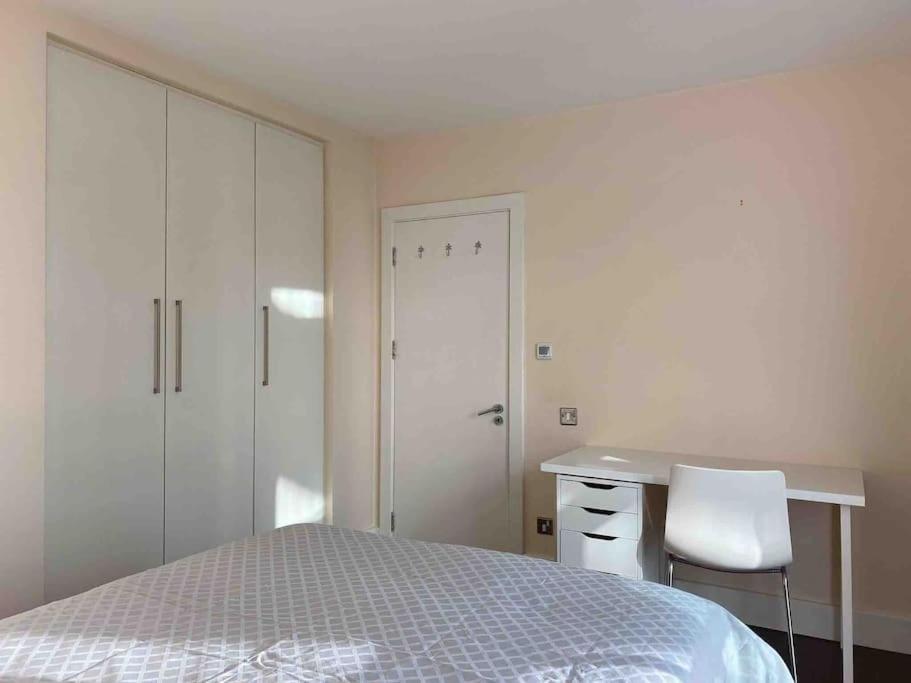 Апартаменты Luxury Apart London Bridge Экстерьер фото